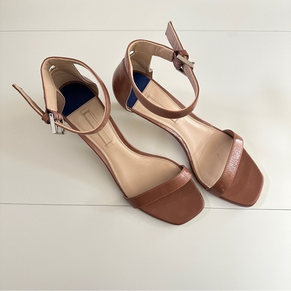 Stuart Weitzman Women's Ankle Strap Open Toe Heels Sandals in Blush Pink sz 8M - Picture 3 of 16